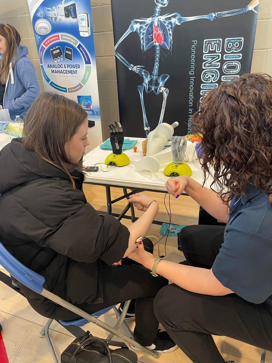 VoL_Academy's tweet photo. S3 pupils had a fantastic time attending STEM WEST '22. Organised by @DYWWEST - the event gave pupils the the opportunity to interact with over 35 employers and further education providers about future careers! Massive thank you to Miss Glendinning for organising! #stemwest22 | https://t.co/RcqMCWcw2E