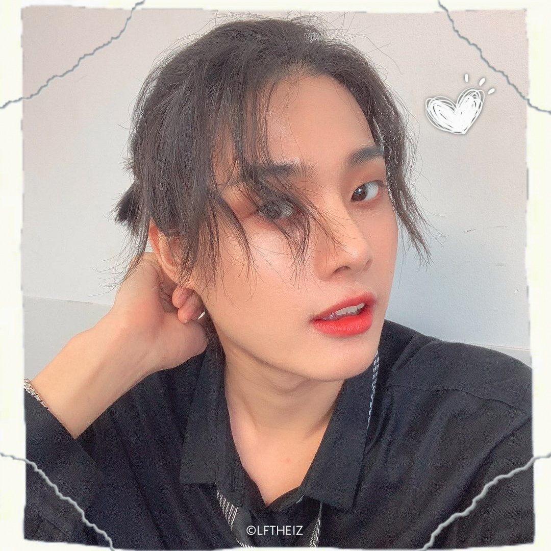LFTHEIZ's tweet photo. Happy birthday to the most handsome sunshine in this world!!!
Love u always!!! 💙 

#HAPPY_WOOSU_DAY #WOOSU_DAY #우수데이 #우수 #WOOSU
#해피스마일보이_우수데이 #아이즈 #IZ #BANDIZ #밴드아이즈 @official__IZ https://t.co/cqFsOhrX4P