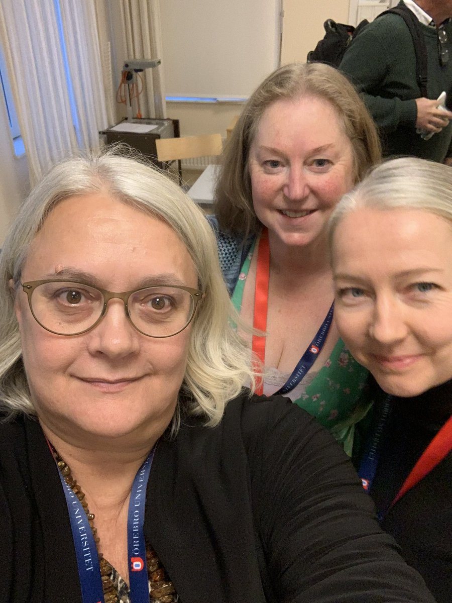 mara_allodi's tweet photo. Med Valerie och Johanna på #UVK Resultadialog för att delta i seminarium om forskarskolor https://t.co/mYGfUvAmin och https://t.co/3vAJCUreZS https://t.co/qH0LRWfzhl