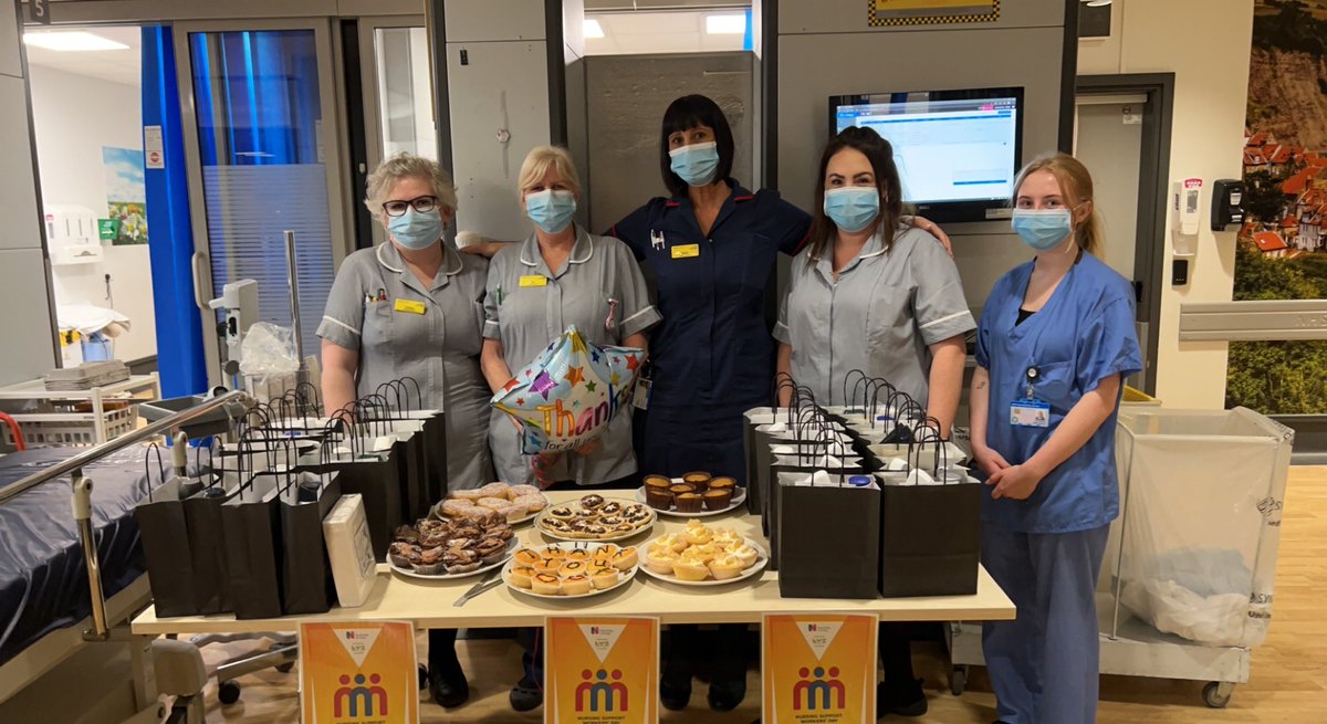 HullHospitals's tweet photo. Staff at HRI are doing their bit to say thank you on Nursing Support Workers day. #NSWD https://t.co/5wtsiL9O08