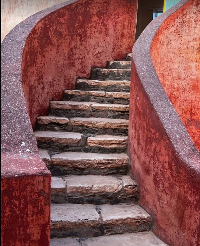 LimitedLiving's tweet photo. “The first step to be taken in order to overcome a difficulty is so important and so valuable that the other steps do not matter much!”― Mehmet Murat ildan

For more stories or to purchase photos go to https://t.co/PYIxQxglfw
+
+
#stairs #architecture #staircase #interio https://t.co/xUrJU4nsai
