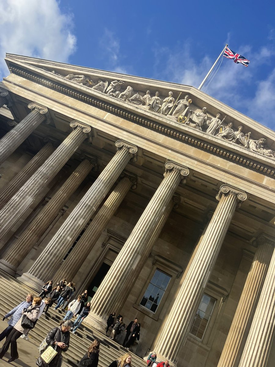 Dr Vanessa Vallely OBE tweet media