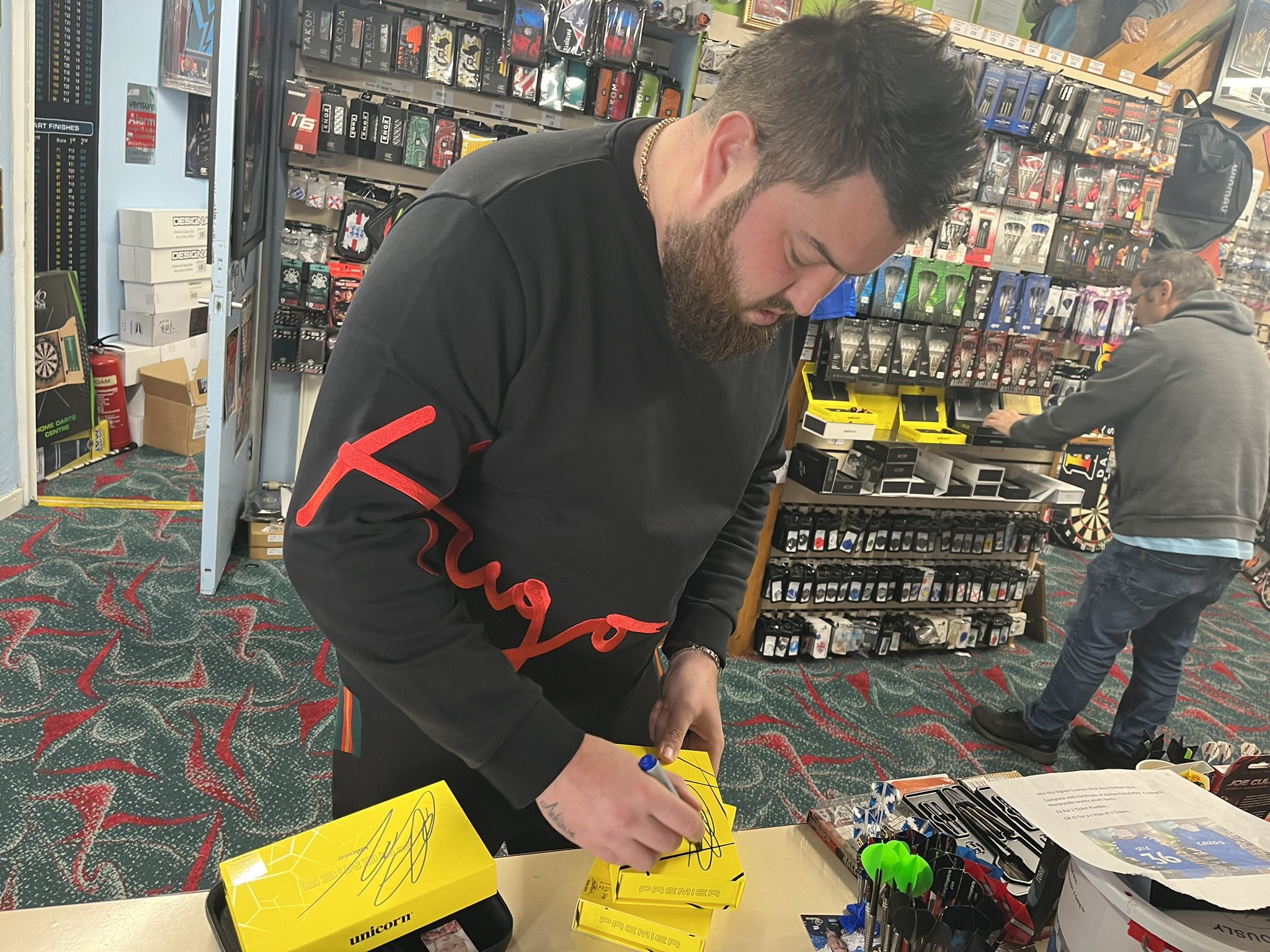 Darts shop WA119NB on Twitter "Nice Surprise to open our shop door