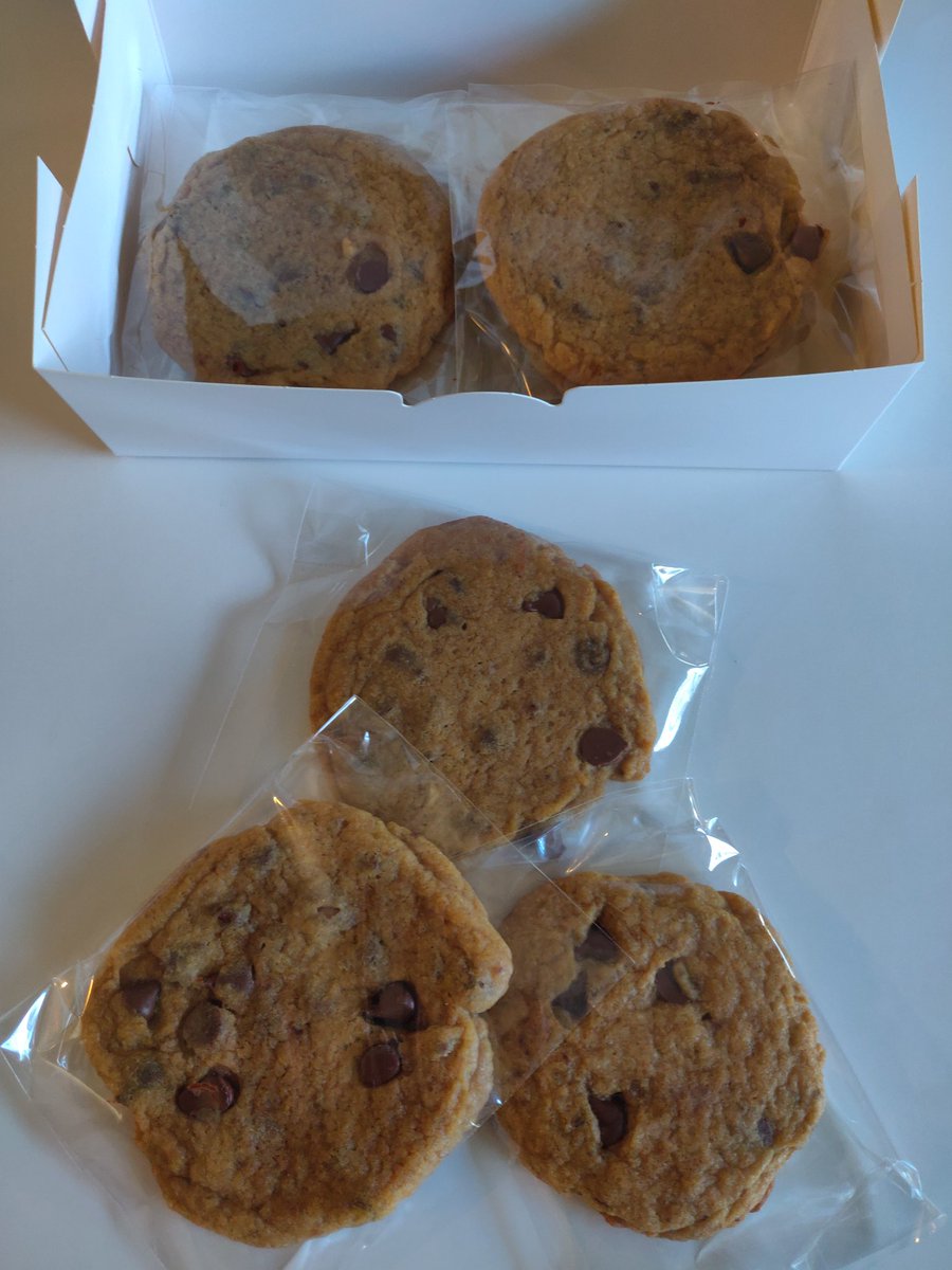 Classic chocolate chip cookies!🍪♥️. 6 for $13. DM to make a purchase.