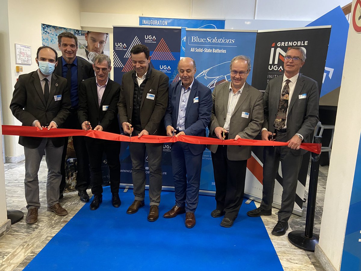 Les futures générations de #batteries #lithiummetal #toutsolide se préparent au #Li2, le nouveau labcom #LEPMI @_BlusSolutions officiellement inauguré aujourd’hui.