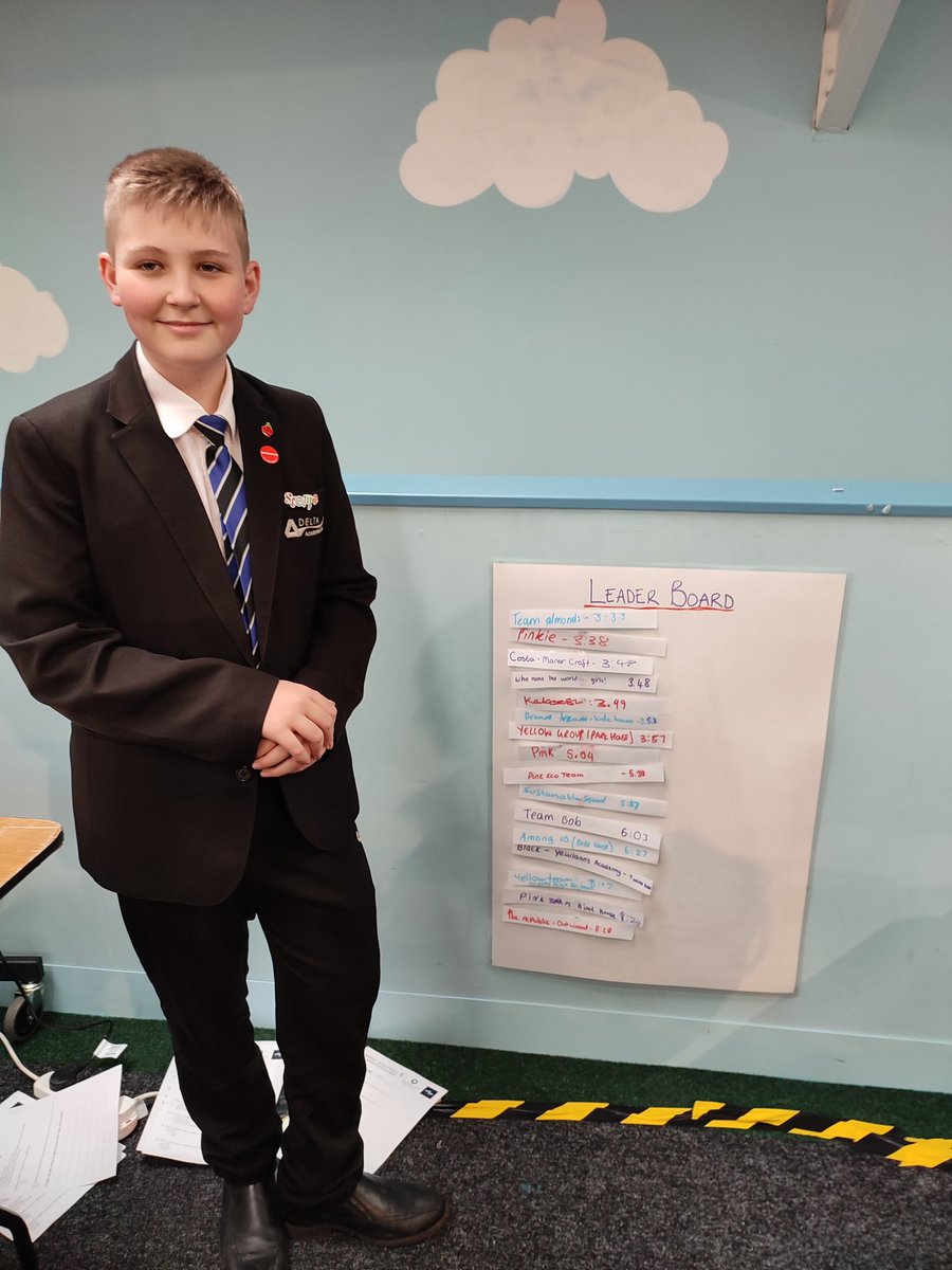 STEMManorCroft's tweet photo. Thank you to @BarrattHomes for helping MCA students understand the future of sustainable housing. We have some speedy gamers #teamalmond top of the leaderboard! Testament to our popular gaming club @Manorcroft_Sci @DeltaManorCroft #northstar2022 @NorthStarSSE https://t.co/HhDtCi3CTJ