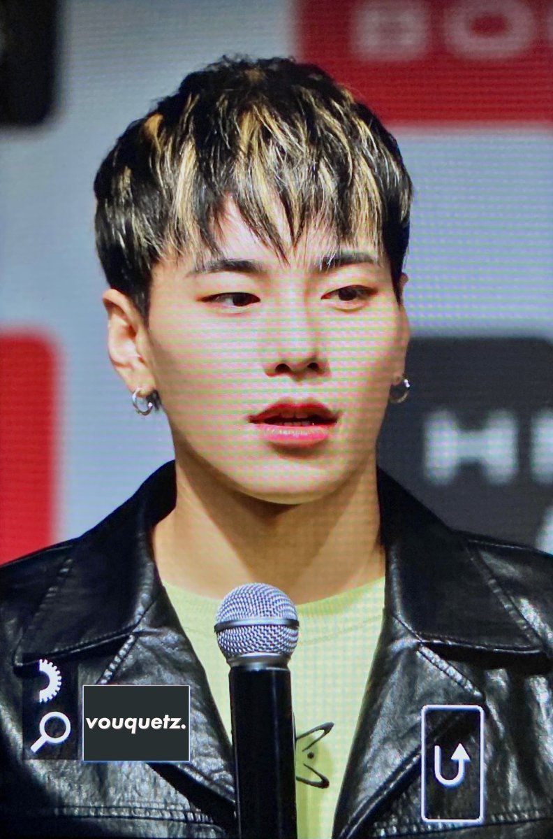 vouquetz's tweet photo. 221123  #김상균 #상균 #サンギュン 

프리뷰 3년만이다.. 감동.. ㅠㅅㅠ https://t.co/WLOctX9Tnk