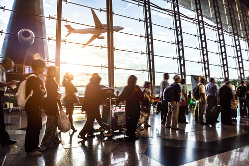 Flying for the #Thanksgiving holiday? Save yourself some time and avoid unnecessary headaches with these #travel tips from the #Transportation #Security Administration: bit.ly/3GvjecV ✈️

#securityindustry #airports #airportsecurity #securitynews #TSA <a href="/TSA/">TSA</a>