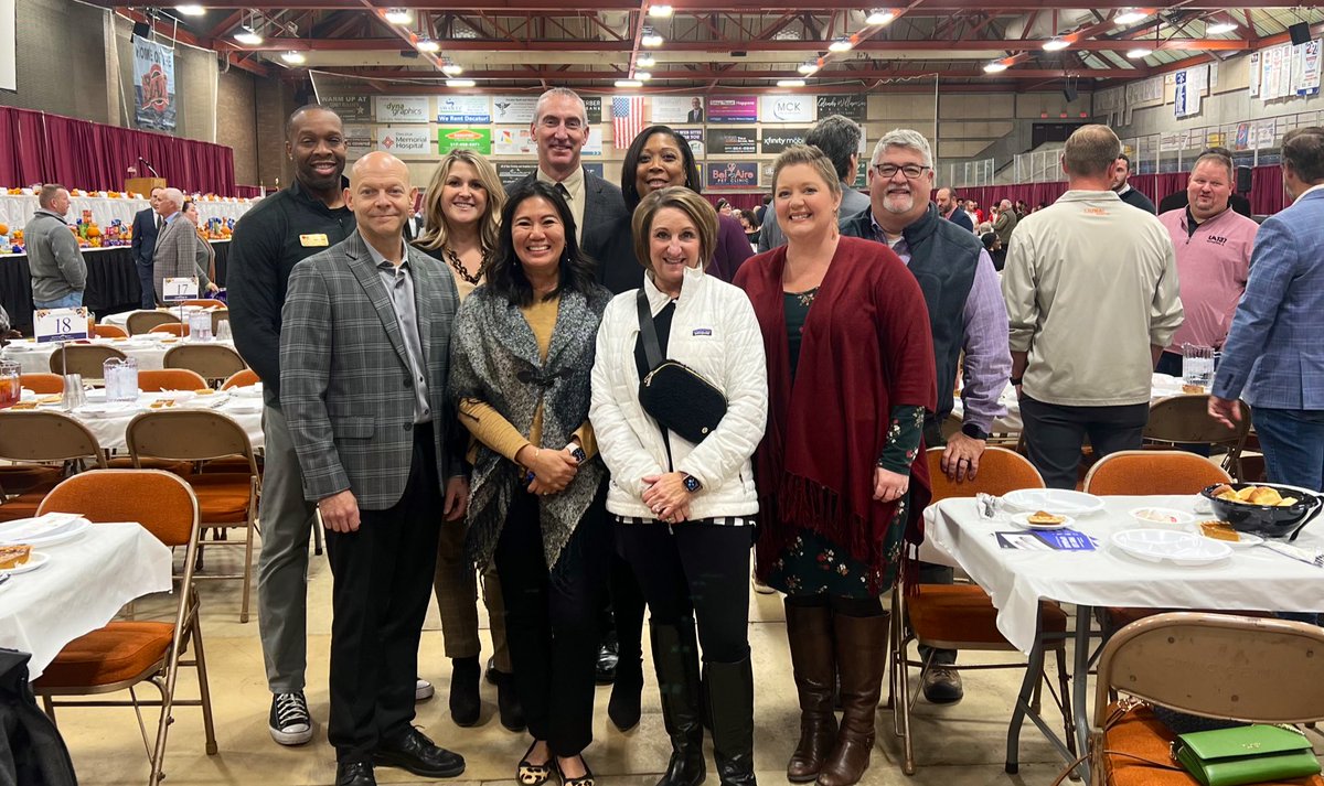 Thankful for my amazing team!! Enjoy your much deserved time off this week! <a href="/DPS61Decatur/">Decatur Public Schools</a>