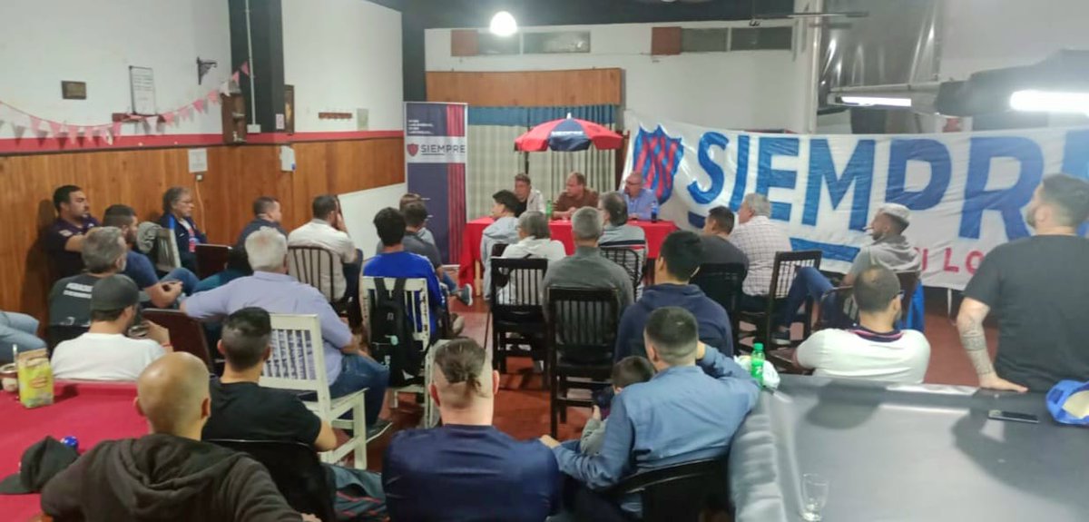SiempreSanLore's tweet photo. Desde #SiempreSanLorenzo queremos agradecer enormemente la cálida recepción recibida por los integrantes de la Peña del Oeste y alrededores. 

Seguiremos trabajando por el #SanLorenzo federal que siempre soñamos. 

#CiprianoPresidente
@matadoresoeste https://t.co/hPLULacxOj