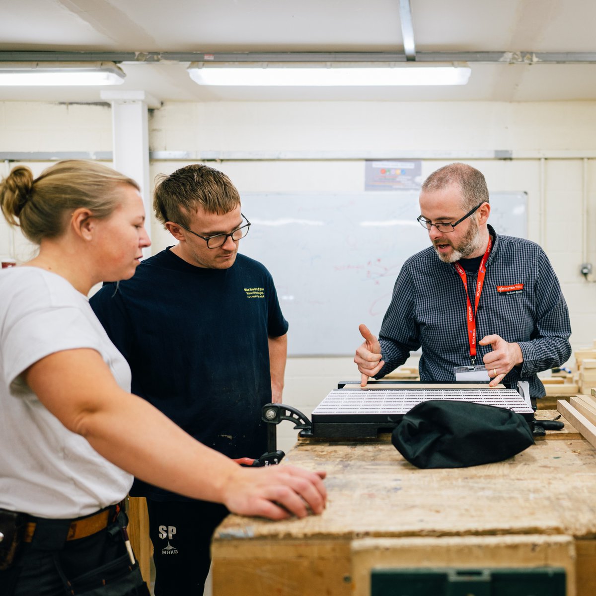 Yesterday our busy Construction Centre enjoyed a visit from @AxminsterTools to demo a new handheld CNC router for our apprentices and full-time learners. #ExeCollProud | #ConstructionCareers