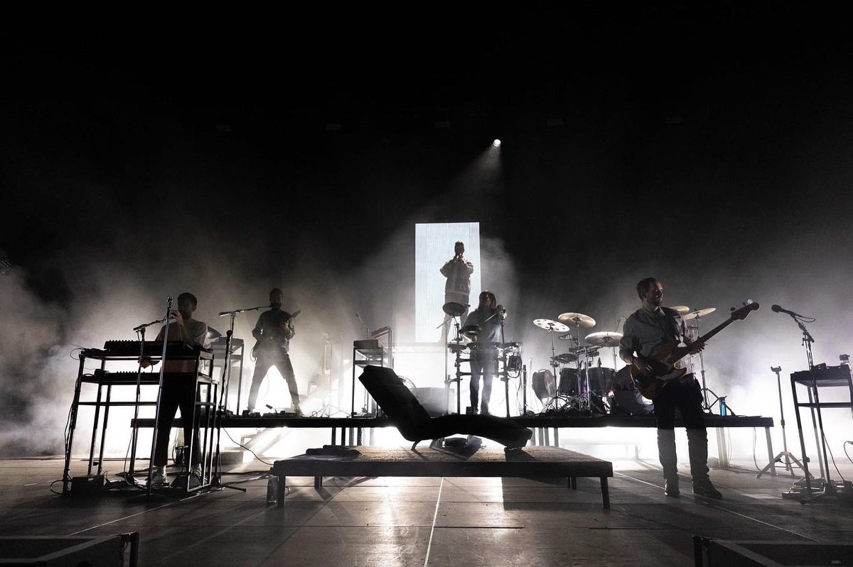 ALTER_ART_'s tweet photo. Bastille | 22.11.2022 | Warszawa, COS Torwar

fot. Kacper Bareja / Alter Art https://t.co/XS4b2inmoI