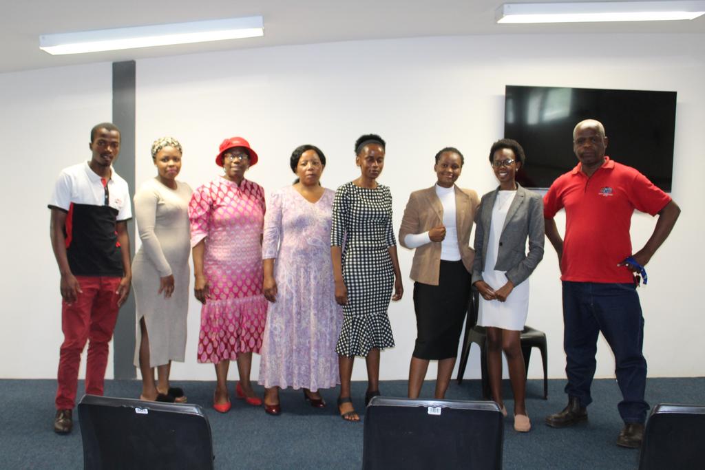 JonathanCyberSD's tweet photo. Jonathan Cyber with the Eswatini National Library Service (Lobamba), today on day 23 of the Cybersecurity Awareness Month in Eswatini. 

A SECURE CYBER SPACE FOR ALL 

#Cybersecurity 

@ESCCOM_eswatini @UNDPEswatini https://t.co/k1CBXlV0V7