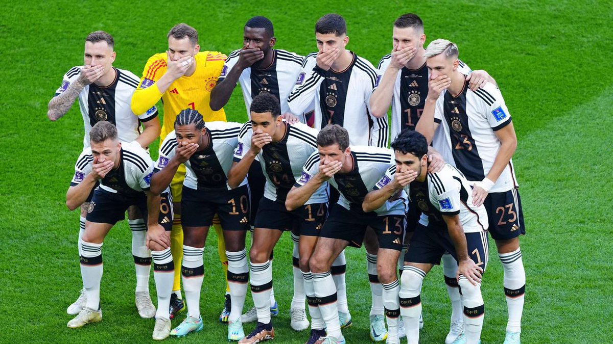 Himbeer_Pi's tweet photo. Die eigentliche Competition der #WM2022, ist es mit so wenig Nachteilen, so medienwirksam wie möglich zu protestierten. Die deutsche Presse pusht dabei unsere Nationalelf ungemein! Deutschland gilt aktuell als Favorit diesen Wettbewerb zu gewinnen!
#WM2022  #WMderSchande https://t.co/cxiUrBEx2O