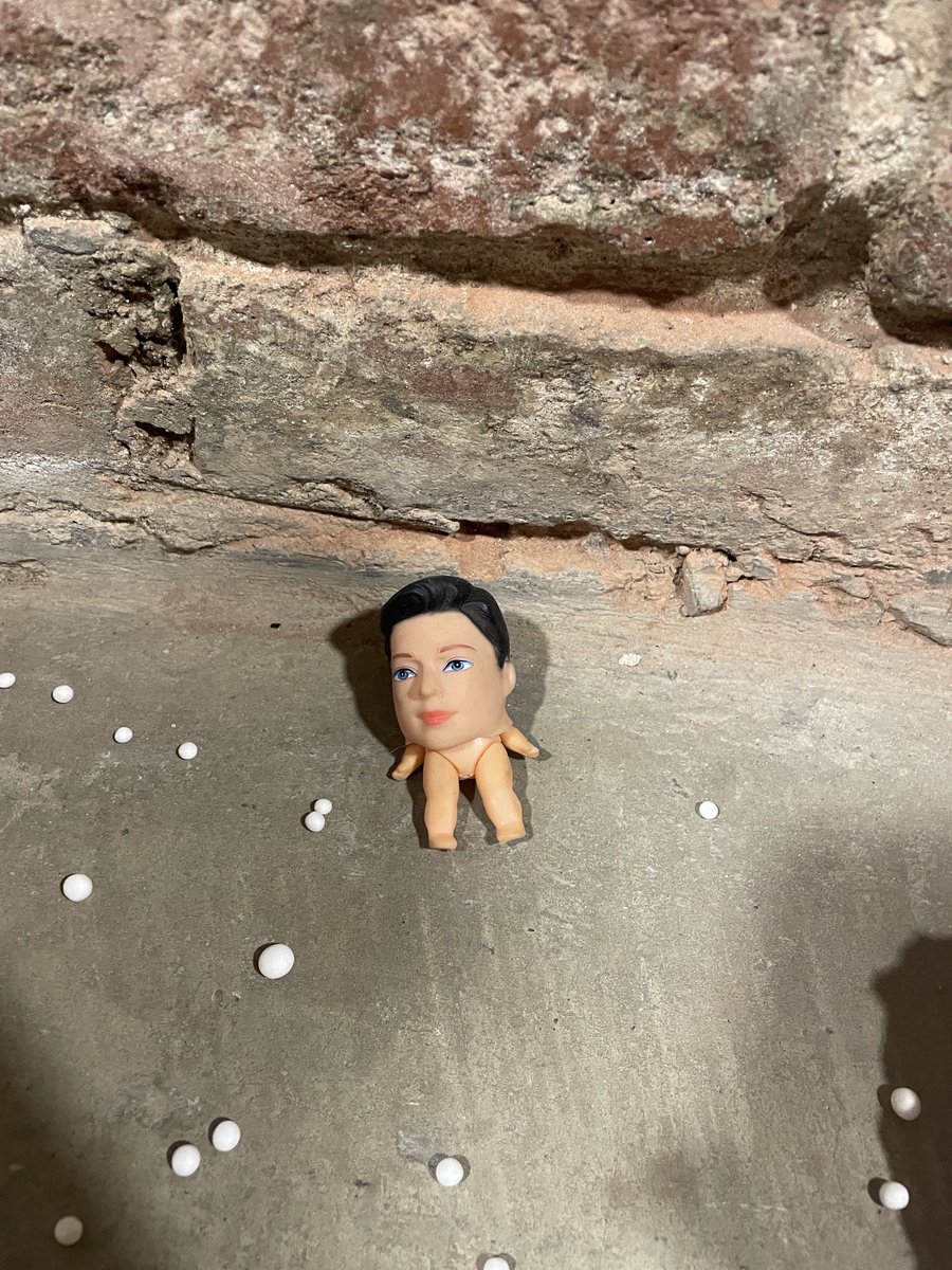 This is what I found in ⁦⁦<a href="/yamadatesla/">yamadatesla</a>⁩    s studio 🤪