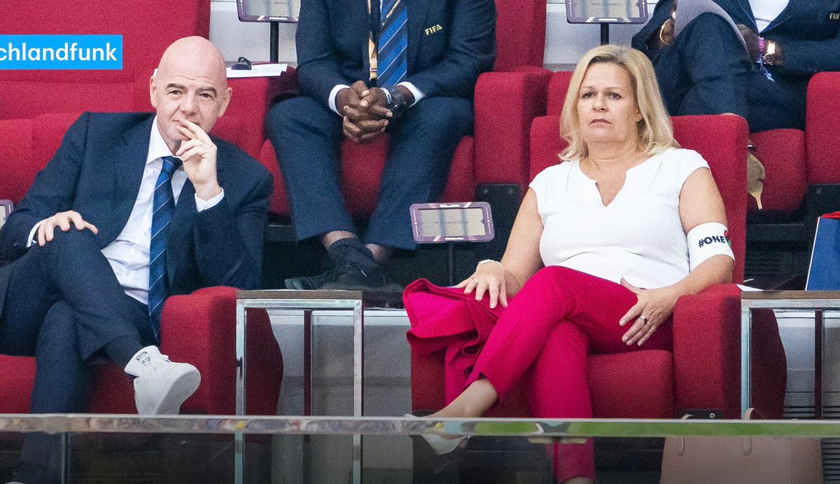 johankucukaslan's tweet image. Today I feel… obekväm stämning.