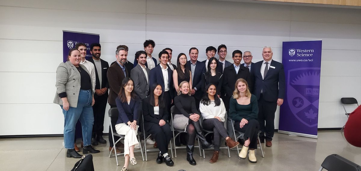 Paulatix53's tweet photo. Last evening @westernuEng & @westernuscience were pleased to host a reception to celebrate the Class of 22-23 RBC Scholars. Thank you @RBC for your ongoing & transformational support.#thankyou #westernscience #westerneng #rbc #scholarships #westernu #purpleandproud https://t.co/qKGYaEXdwo