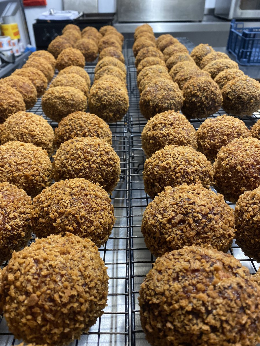 Cobblers Nibble tweet media