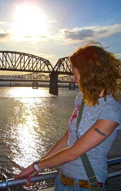 SaraAda69713738's tweet image. Ohio River (leads me from Kentucky to @Pamnation if need be). Follow the river! #downbytheriver, #MattFoley