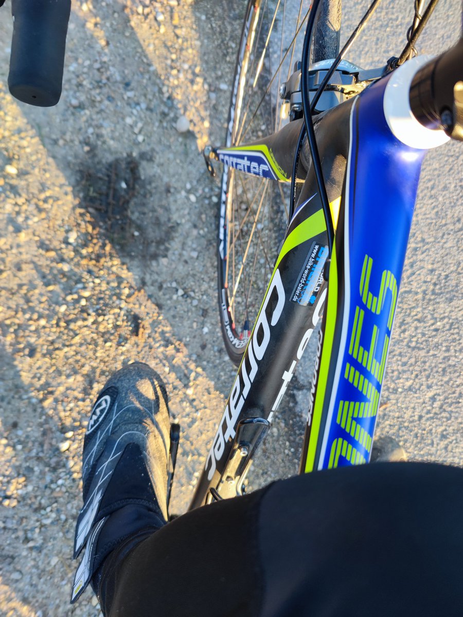ralfNeubauer's tweet photo. Nochmal die Sonne nutzen, aber schön langsam wird es schon etwas "frisch". Egal... https://t.co/N6dybYcVY8