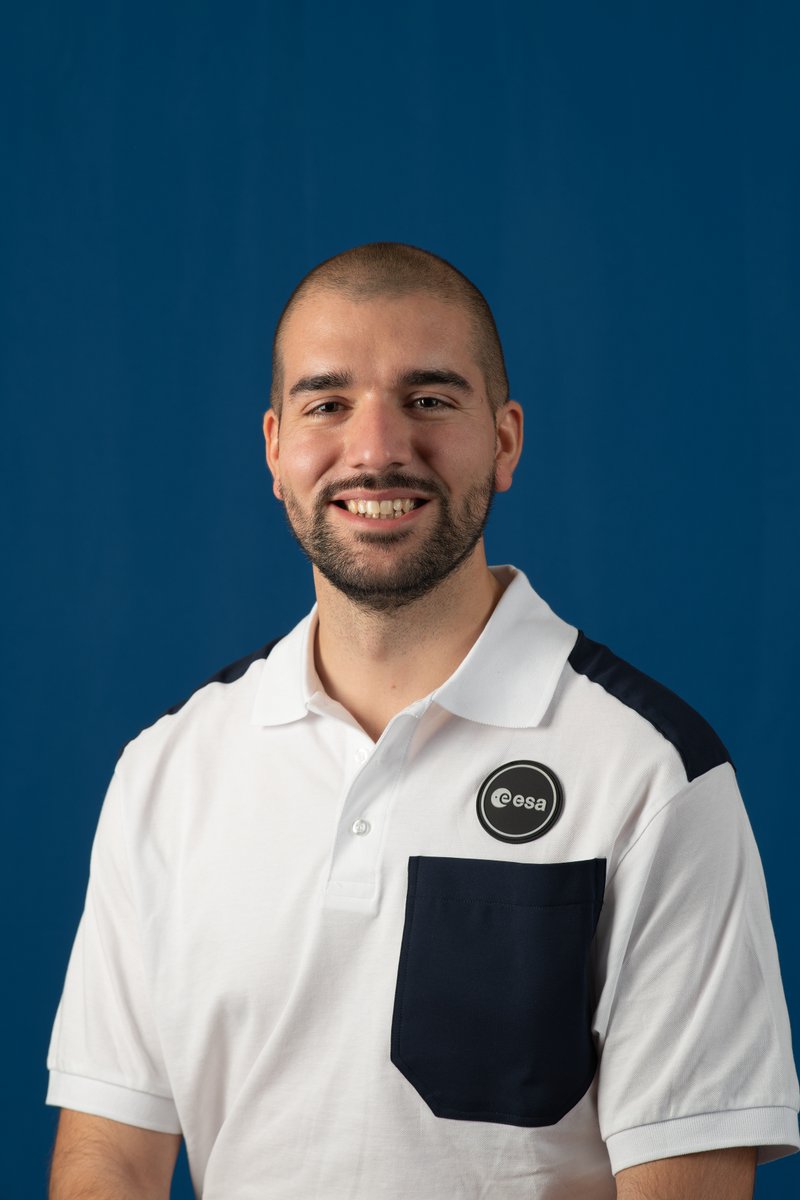 😃😃 ¡No podemos estar más contentos! Pablo Álvarez, ingeniero leonés, se convierte en el tercer español en formar parte del equipo de la <a href="/esa/">European Space Agency</a> como astronauta. ¡¡¡Enhorabuena!!! 👏👏