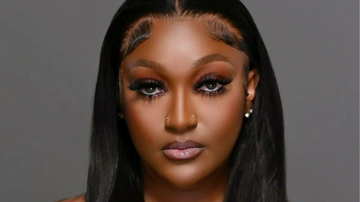 CBSNews's tweet image. The FBI has launched an investigation into the death last month of a U.S. woman in Mexico who was seen being assaulted in a cell phone video which went viral. cbsn.ws/3V3qgK6