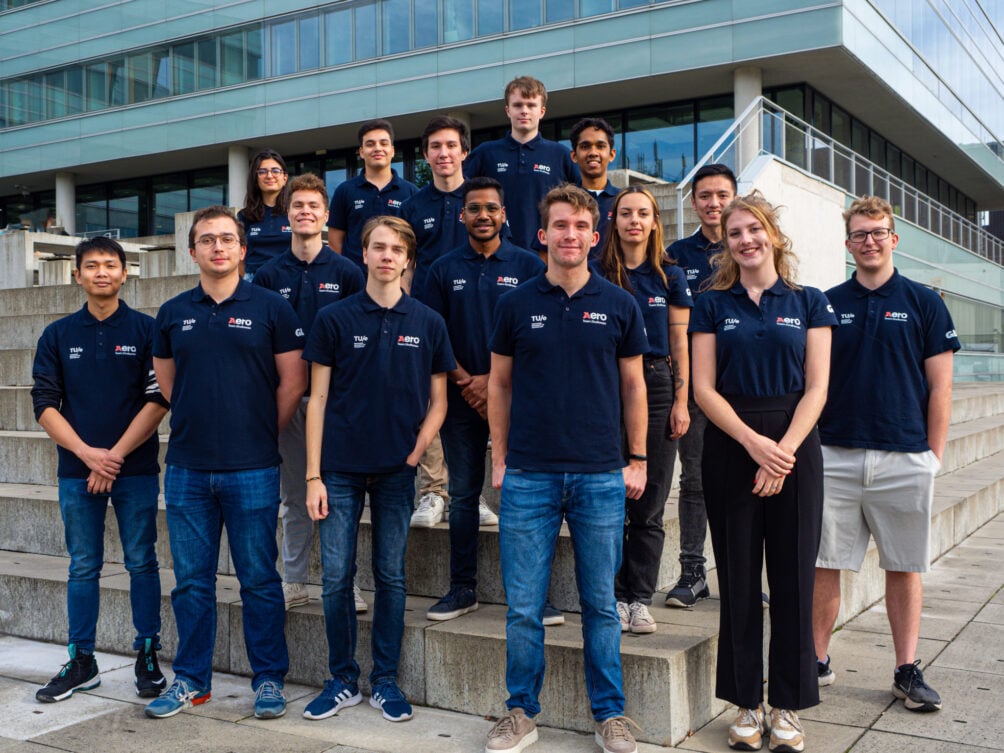 At Aero Team Eindhoven, students are working on the development of an autonomous drone network. Their plan is to build expressways between distribution centers. 

Read the entire article about Aero Team Eindhoven via innovationorigins.com/en/aero-team-e…

📰 Innovation Origins, 2022