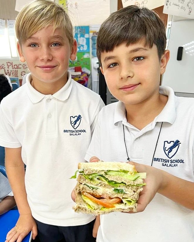 BSSalalah's tweet image. Year 4 have been learning about different types of rocks and how they are formed. They created sedimentary sandwiches with layer and layers of bread and fillings to show how sedimentary rocks are formed.

#DiscoveryLearning #HighPerformanceLearning #LearningThroughDoing