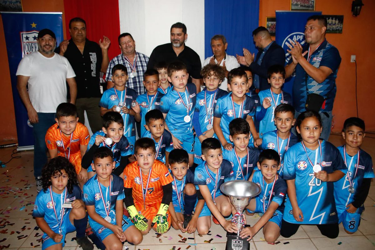 APFOficial's tweet photo. #DesarrolloAPF ⚽️ | Culminó con éxito la Copa de Selecciones de Federaciones 2022.

Evento que llevó adelante la Dirección de Desarrollo en conjunto con la COFEFUP.

🔗 https://t.co/2qIf4A3NaP https://t.co/83XnzypLIC
