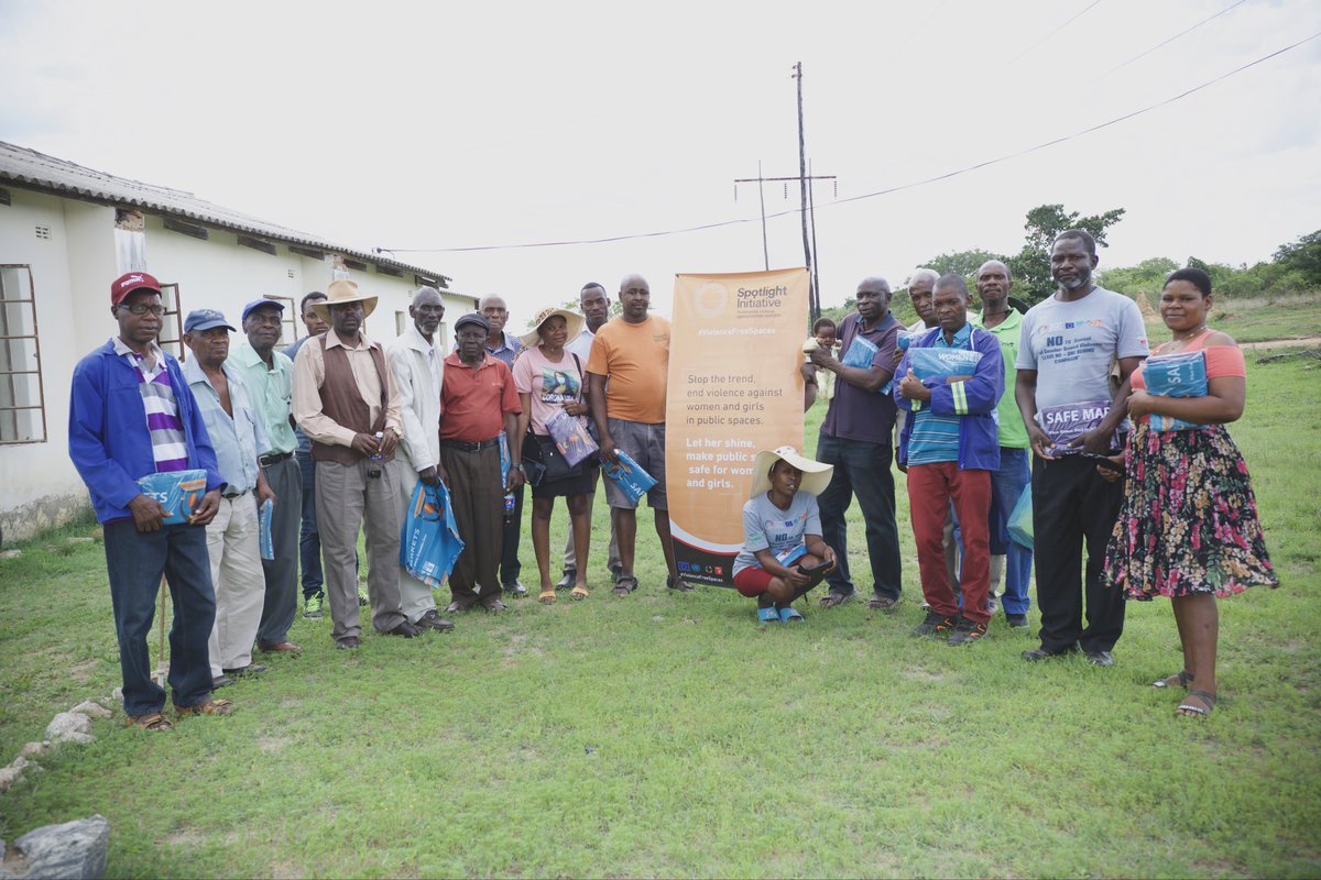 unwomenzw's tweet photo. Today’s  #HeForshe Indaba session under the theme ‘#ViolenceFreeSpaces for Women and Girls’ is one of many male engagement social gatherings happening in Mat South Province under @GlobalSpotlight funded by the #EU. 
#16Days22 
@euinzim @ZimWomenLawyers  @MinofWomenZim @UNZimbabwe https://t.co/37jsRQRUCH