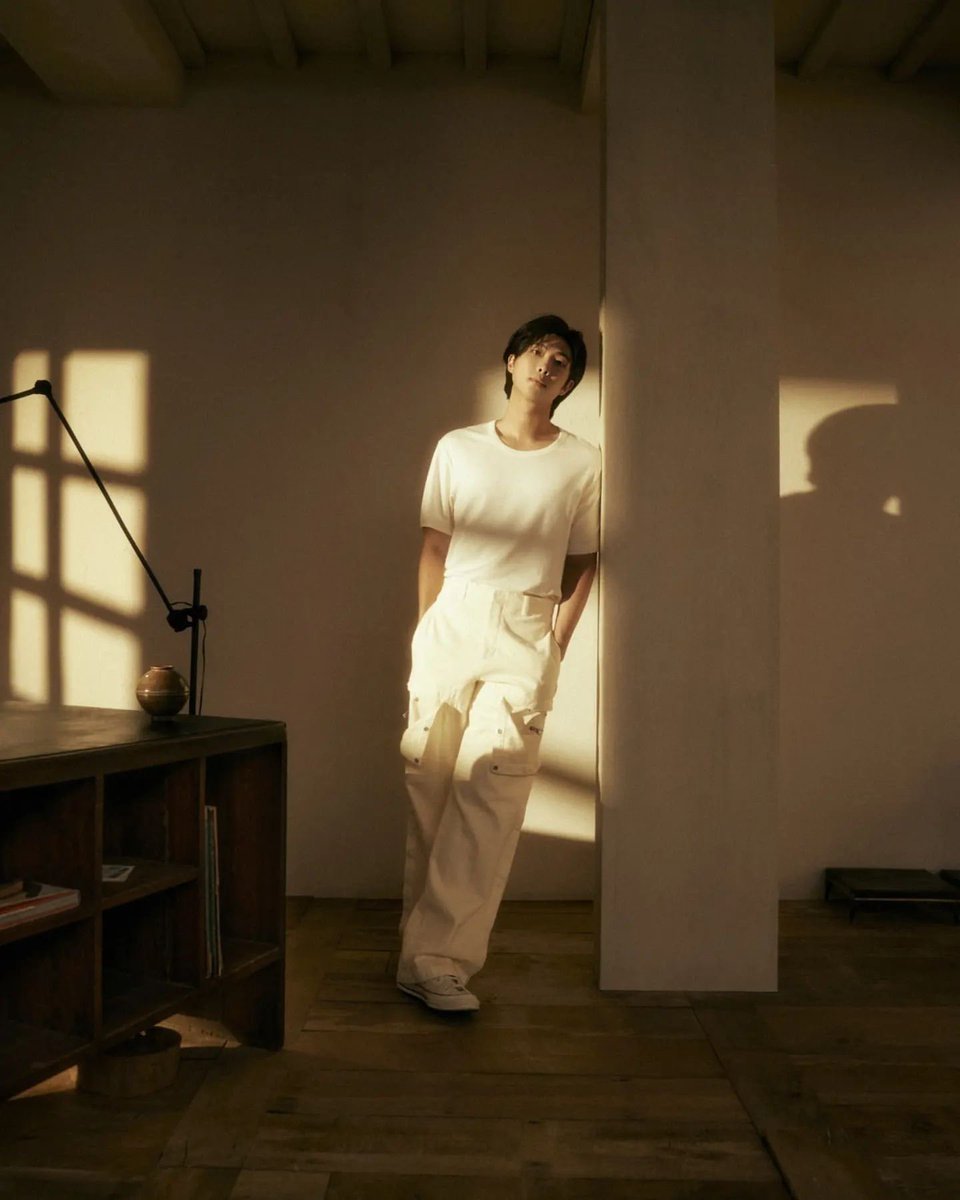 221124 Namjoon on IG
🐨 RM 'Indigo'

#RM #Indigo