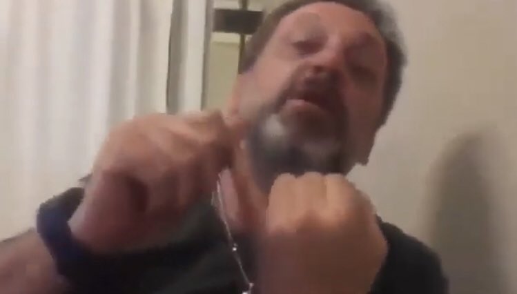 <a href="/sudanalytics_/">Sudanalytics</a> <a href="/433/">433</a> Viven en un bunker, andan en tanque de guerra para arriba, los fines de semana se cogen a las mejores alemanas, morfan bien 
todos los días.El día anterior al partido hicieron jabones 5 estrellas