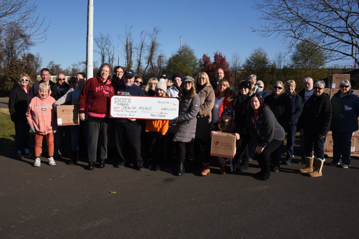 parxcasino's tweet photo. Parx Casino teamed up with the nonprofit, @Caring4Friends_ and the Bristol Township Senior Center to distribute Thanksgiving meal kits to the seniors. Our team prepared 2,500 meals and donated a check for $20,000 to support the mission.

#givethanks #buckscounty #fooddrive https://t.co/QLHlnIhxDb