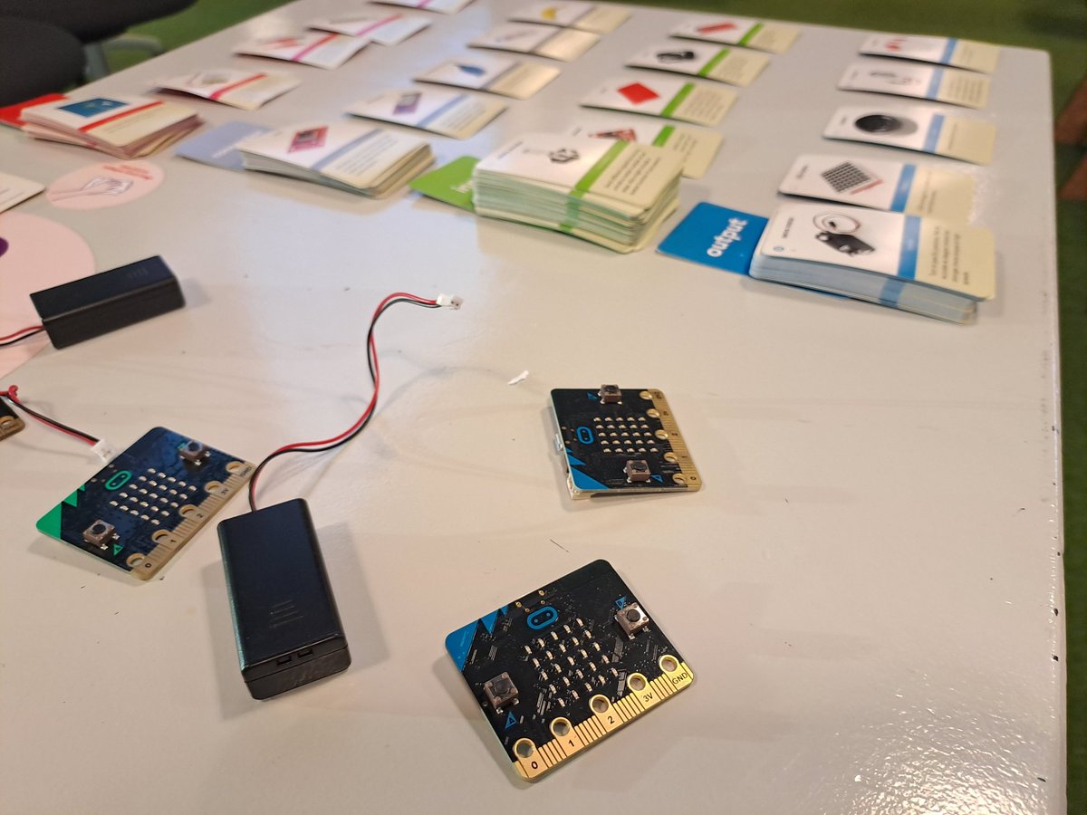 Fab Lab à l'école tweet media