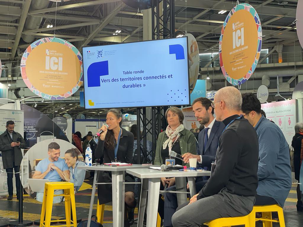 « Territoire connecté et durable » l'expression fait rêver 🤩, mais c’est quoi? 
Des outils num &amp; des services publics 💻, pilotés par la donnée, au service de la transition écologique 🌿. Nos experts #Num aux côtés de <a href="/CeremaCom/">Cerema</a> &amp; <a href="/IsulaCorsica/">Cullettività di Corsica - Collectivité de Corse</a> pr présenter la démarche
#SMCL2022