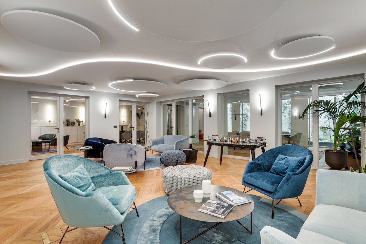 <a href="/GroupamaImmo/">Groupama Immobilier</a> a signé la vente pour 17 millions d’euros de plusieurs lots de bureaux d’environ 825 m² dont un hôtel particulier sur cour situé au 99 boulevard Malesherbes à Paris 8ème. Le communiqué de presse : bit.ly/3ESOhhn #cession #bureaux #vente #paris