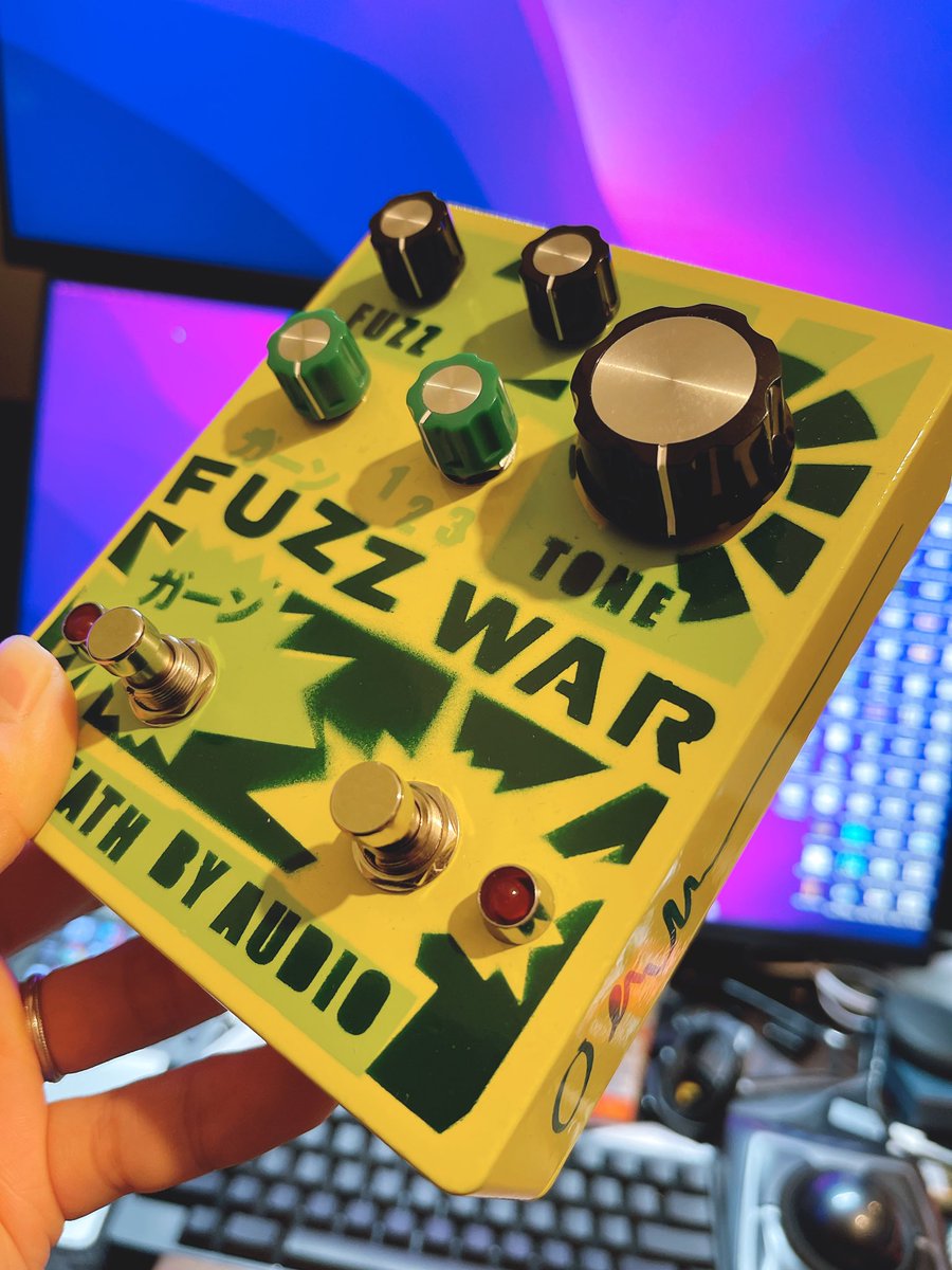 POS_yoshi's tweet image. 日本　ドイツに勝ったー！
気持ちはガーン！てかドガーン！！
FUZZ WAR Japanese Editionでどどんとお祝い！

#worldcup #fuzzwar #ガーン