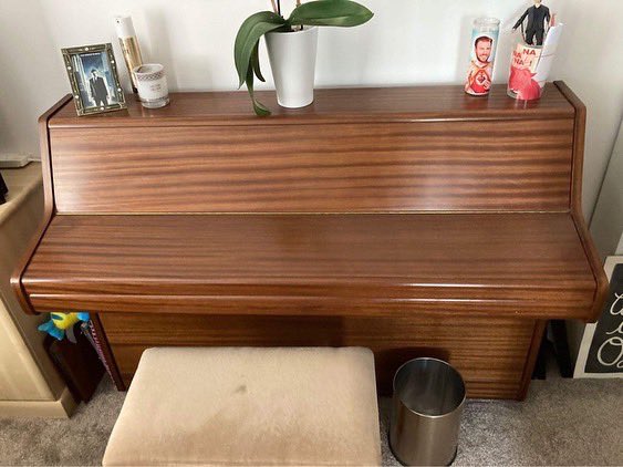 Selling my lovely piano (😢) drop me a message if you’d like more info. In South Shields- plz RT xo