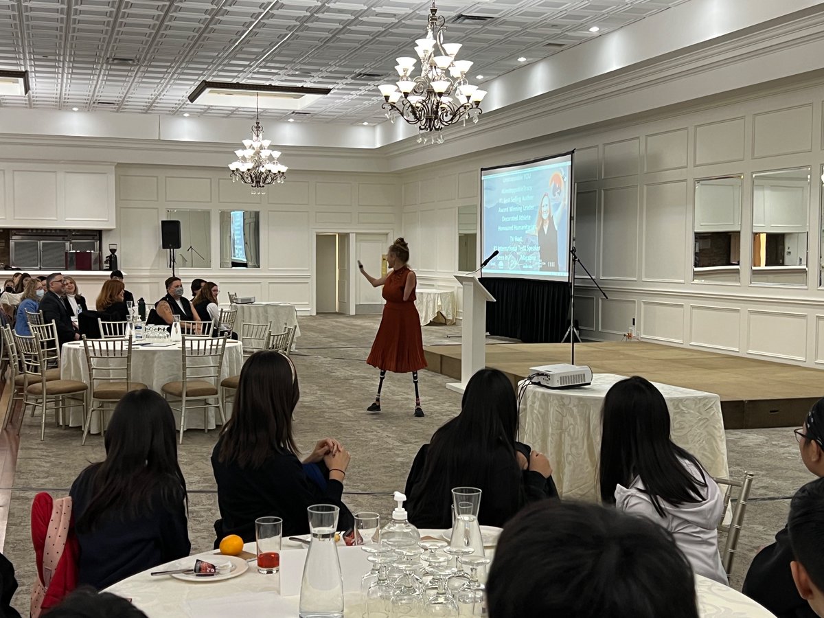 <a href="/StLawrenceCS/">St. Lawrence CS</a> student leaders got so much out of #unstoppabletracy inspiring presentation. <a href="/TCDSB/">Toronto Catholic District School Board</a> #safeschools