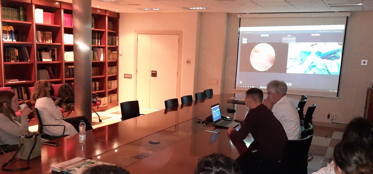 Fremap_Mutua's tweet photo. Desde el Hospital #FREMAP #Majadahonda se ha retransmitido en directo una #cirugía digital (tratamiento artroscópico de lesiones meniscales de #rodilla) a través de 4REMOTE Health,solución tecnológica de @ZerintiaTech.
https://t.co/ePJHE624zl
#DigitalHealth #PacienteConectado https://t.co/BEnuRpYbJ8