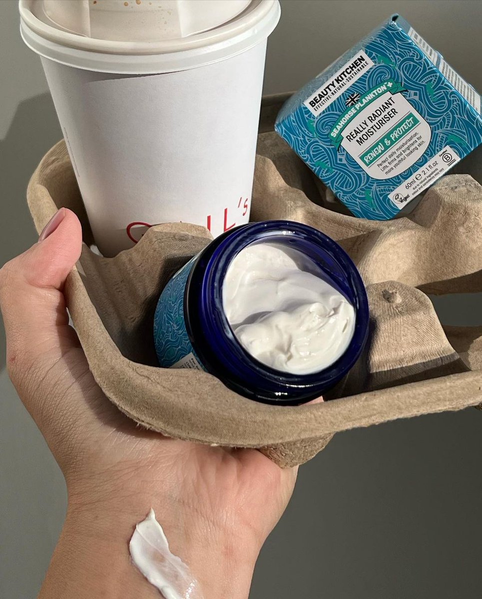 #Coffee + #Skincare = THE best #humpday treat ☕