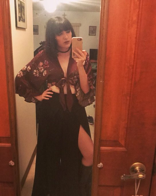 thank you Facebook memories for reminding me that I wore this on Thanksgiving in front of my grandparents