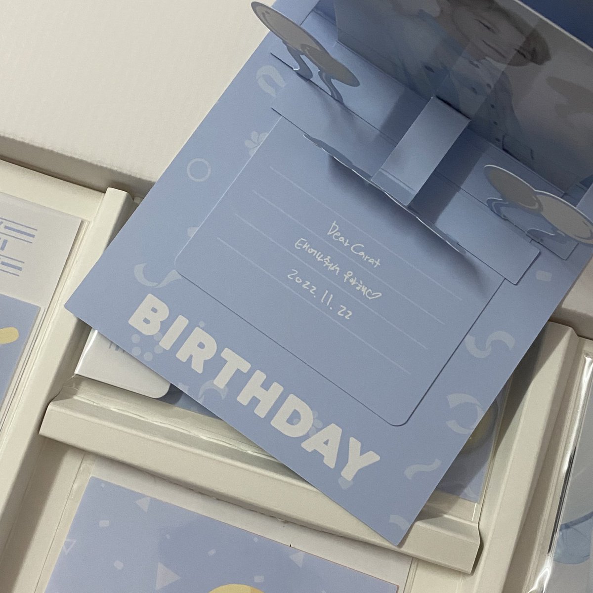 achoonie's tweet photo. ☁️🫧🤍

#젠장_캐럿들의루비_우지의_생일이잖아
#OurRubyWOOZIday @pledis_17 https://t.co/iaKRPvojKK
