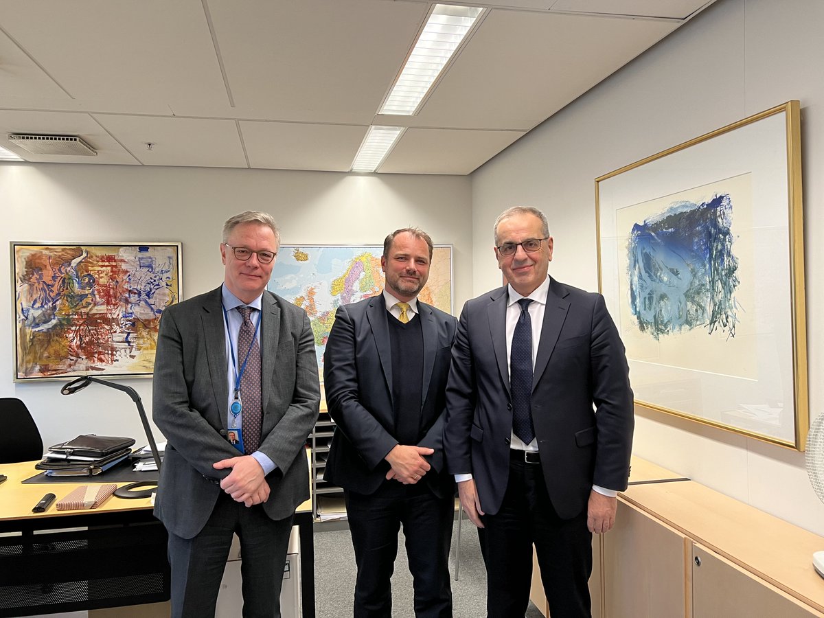 emirpoljo's tweet photo. Work meeting at #mfadk with the new director of the Department for European Neighbourhood, Henrik Winther and Christian Fich. Topic: candidate status of BiH. Once again confirmed support 🇩🇰 for our country on the way to membership 🇪🇺. We expect good news for 🇧🇦 in December. https://t.co/RKRPXBCjc0