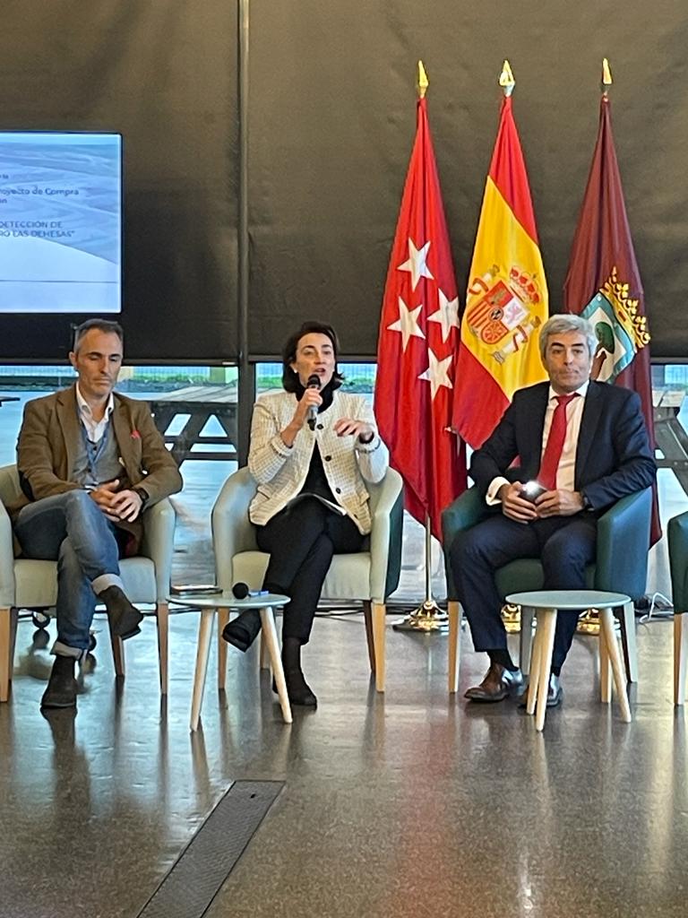 madridinnova's tweet photo. "Para el aprovechamiento máximo de los recursos  aplicamos la jerarquía de residuos", María José Delgado, Directora General del Parque Tecnológico Valdemingómez 
@MADRID @economia_madrid @AngelNinoQ
#CPM https://t.co/Xc39LWzJJF