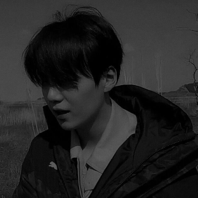 dwikhaeferd's tweet image. [ Yoonmin Local AU ] 🌼🍦📷

𝐀𝐊𝐒𝐀𝐑𝐀 𝐃𝐈𝐑𝐀𝐉𝐀

Flowers, Ice cream, Film, and you.