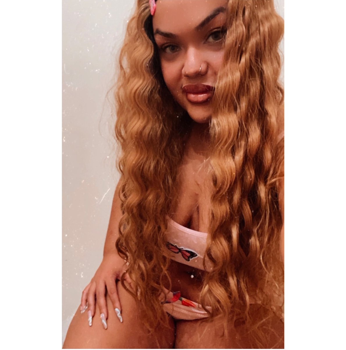 _LingLingLex's tweet photo. Hustle like Russell so he need a young Kimora lee 💁♀️💰 #LingkdBoss
@lingkdbyling “Cute Crush” Set
Shop the SALE Coupon Code: SneakyLingk https://t.co/jstxqWTeB8