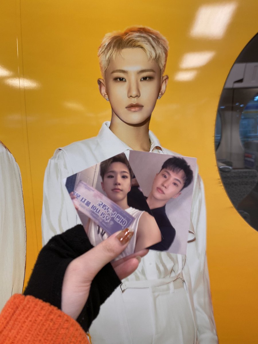 min_kwon615's tweet photo. 예쁜 호싱이 탔다~ https://t.co/uOZkg5TWjR