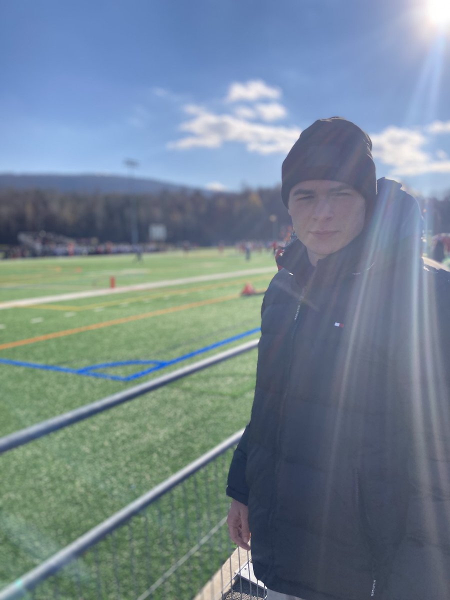 Fun time watching <a href="/KingsCollegeFB/">King's Football 🏈</a> . Thank you <a href="/CoachJGorton/">Joe Gorton</a> for having me down.