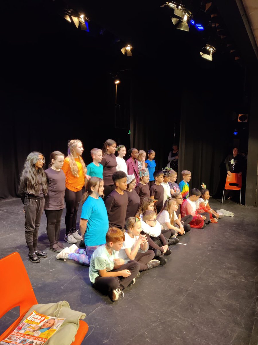 Last night, our school performed at the Abbey Theatre in St Alban's. They performed A Midsummer Night’s Dream in the original Shakespearean English!!! They worked so hard and they did so well. Well done!!